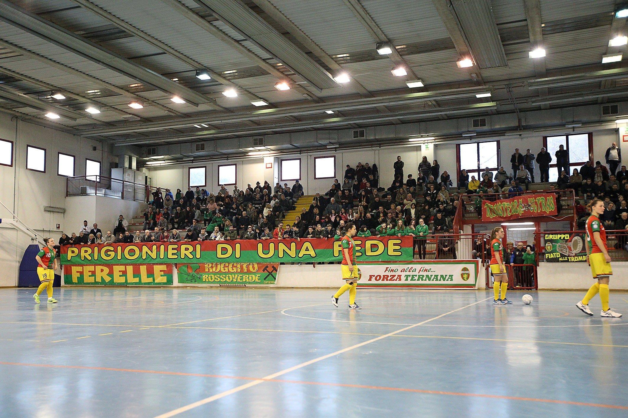 foto Luca Pagliaricci ternana celebrity calcio a 5 femminile