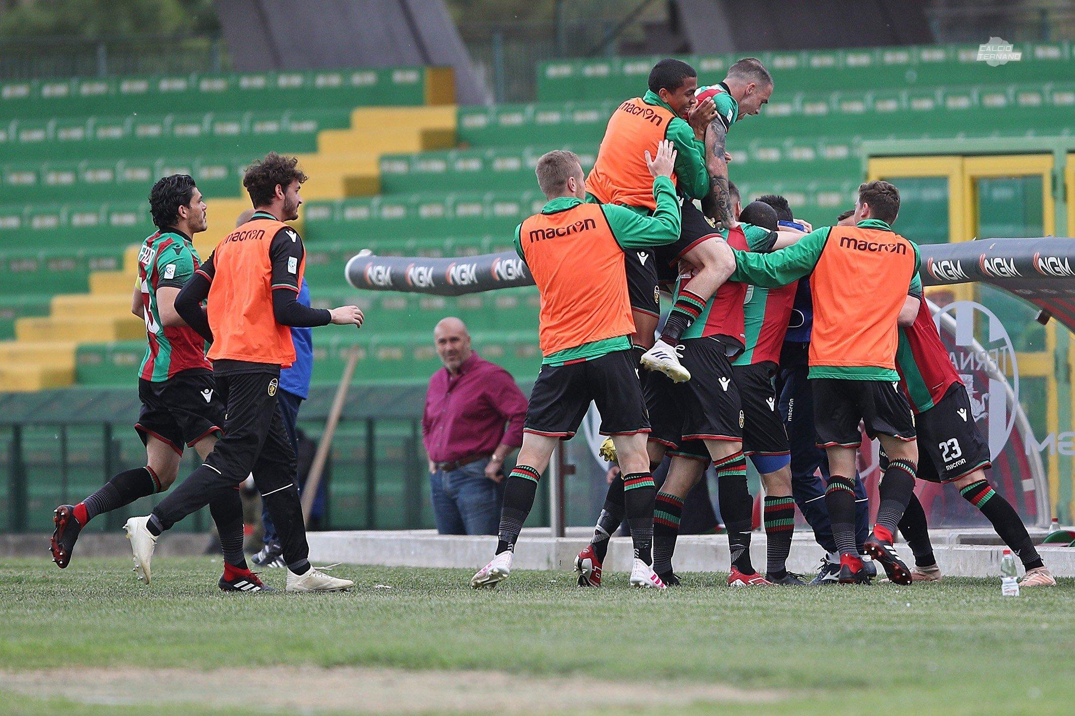 Ternana-Narnese 7-0, doppietta per Pedro Schizzi
