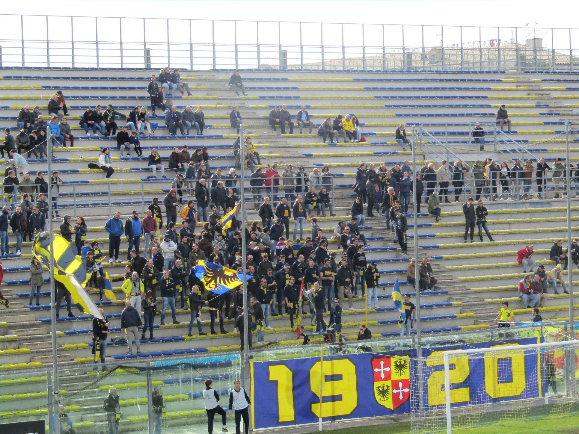 lega pro fermana-ternana curva fermana