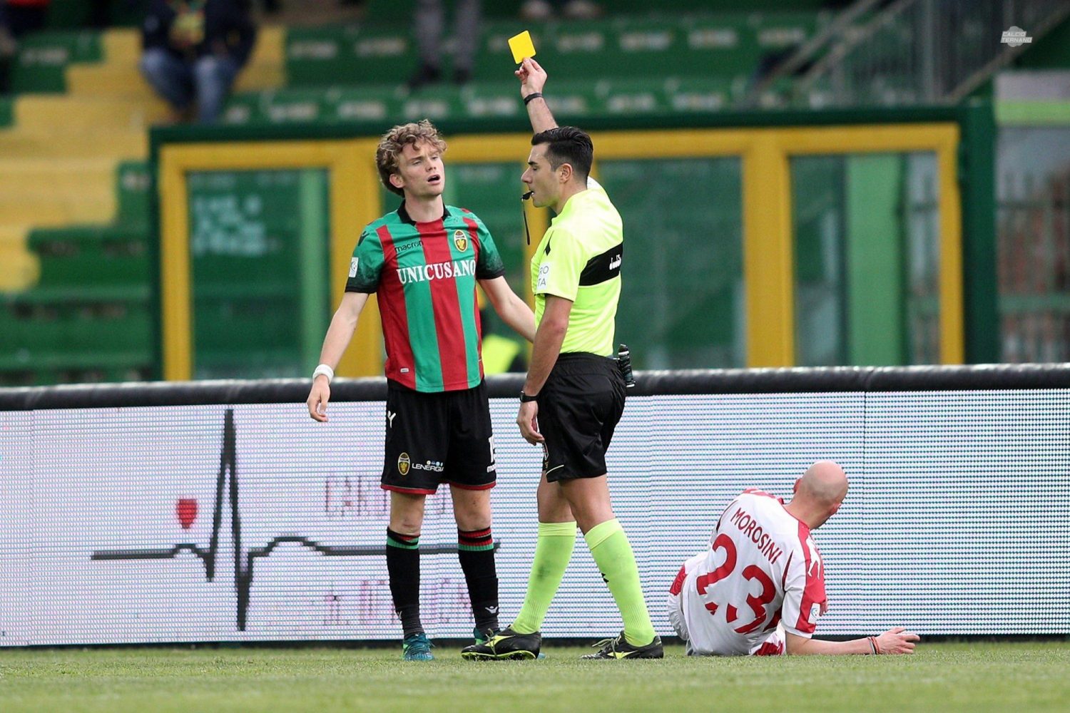 foto Luca Pagliaricci lega pro ternana-sud tirol giraudo ammonito