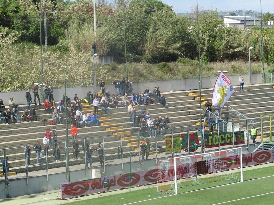 Lega Pro Teramo-Ternana, le foto dei tifosi rossoverdi presenti