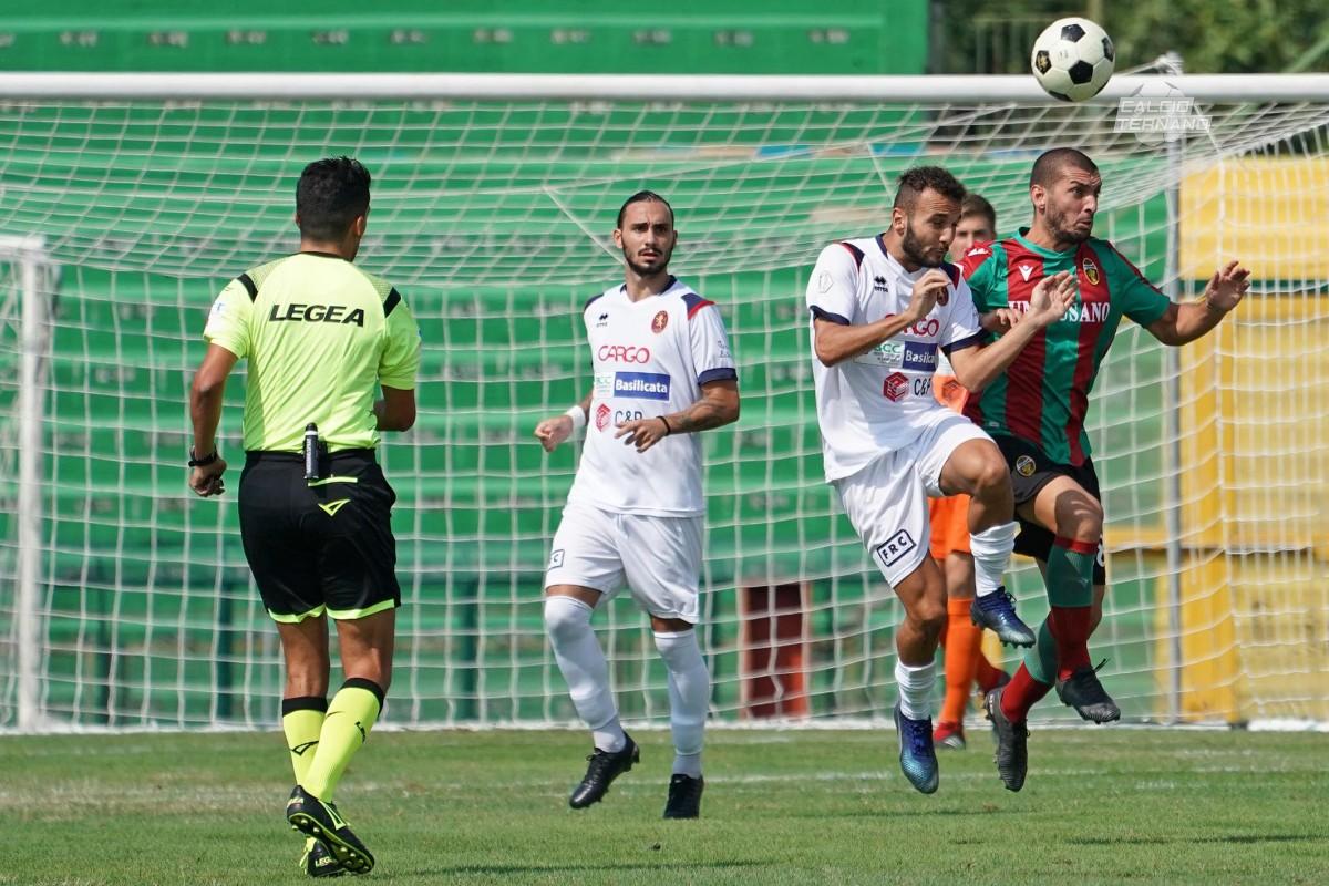 marilungo in contrasto della Ternana