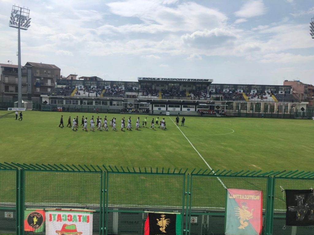 Ternana-Sicula Leonzio le due squadre scendono in campo