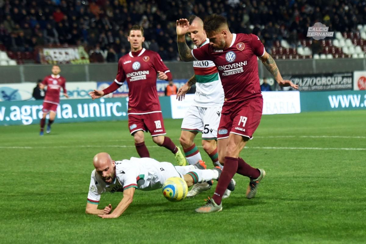 foto Francesco Saya reggina ternana parodi defendi denis