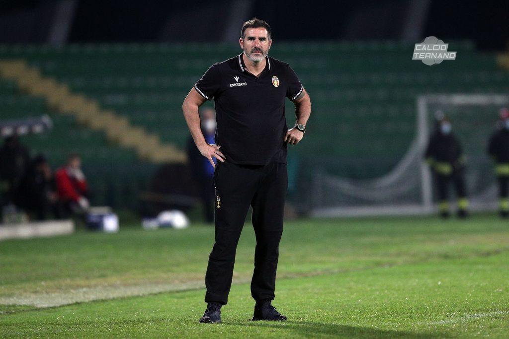 mister Lucarelli della Ternana