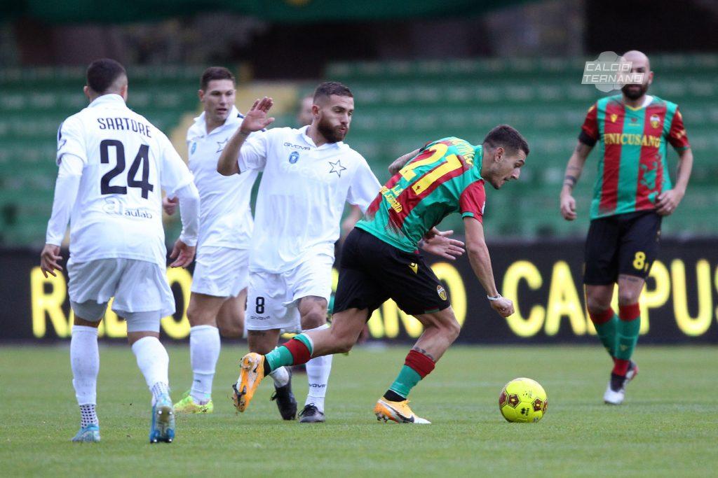 azione di Ternana-Bisceglie