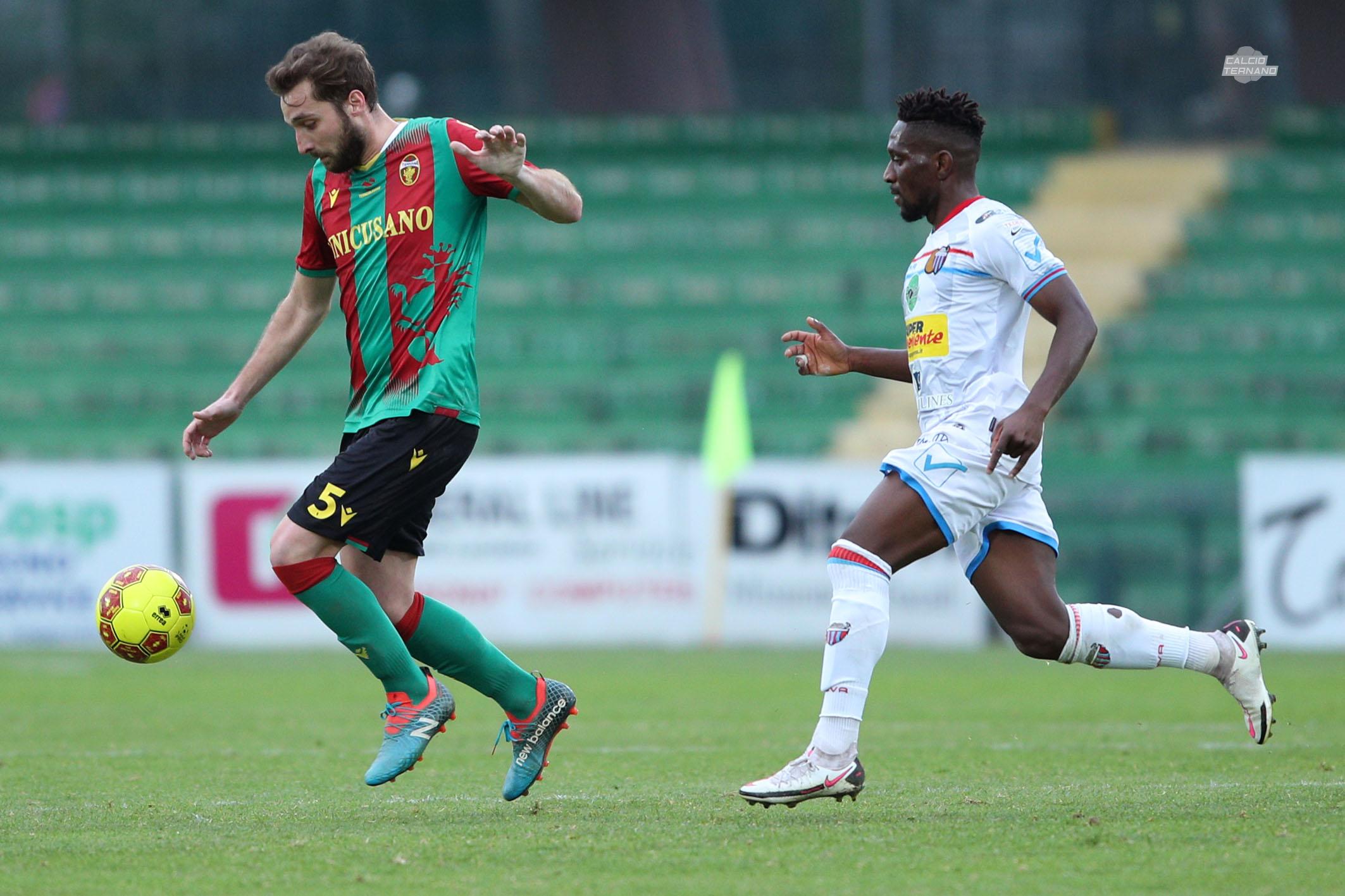 Foto Luca Pagliaricci Ternana catania gol Damian