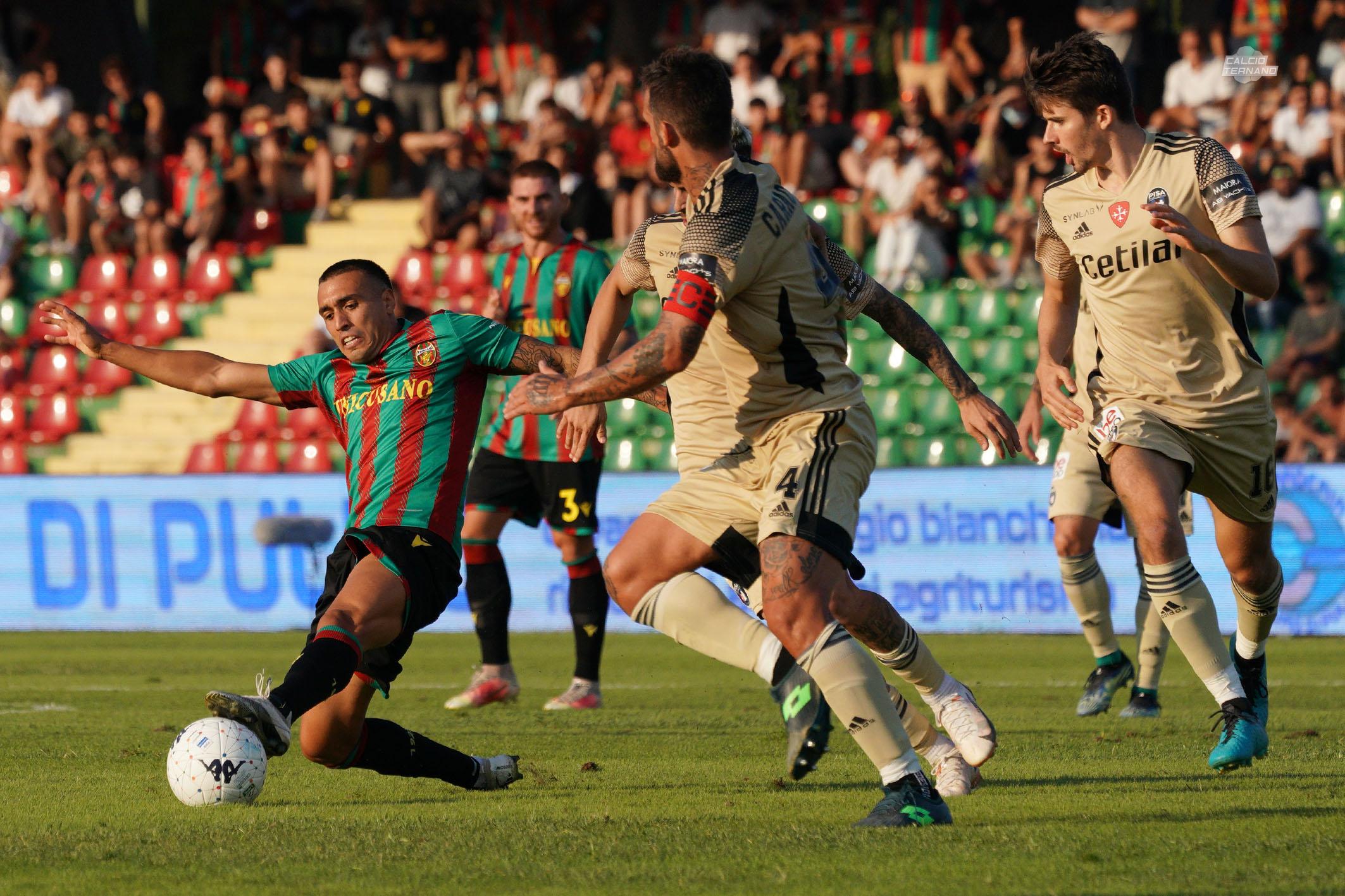 foto Luca Pagliaricci ternana pisa peralta