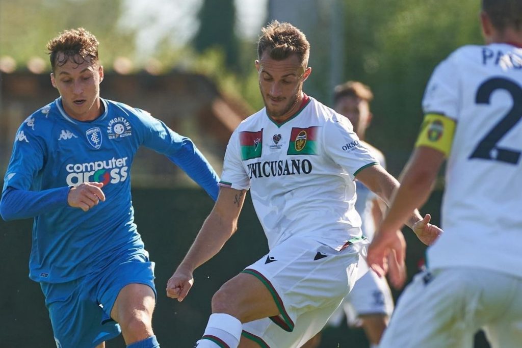 Il centravanti della Ternana Alfredo Donnarumma