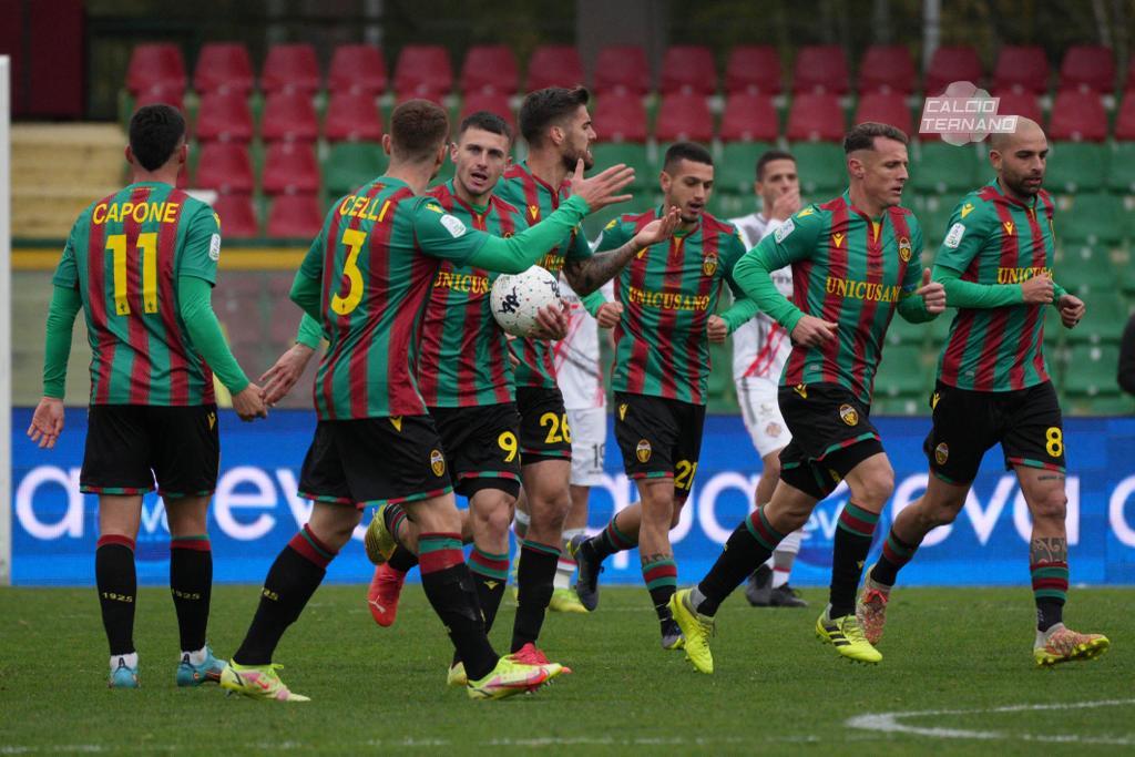 Ternana-Cremonese gol Simone Mazzocchi