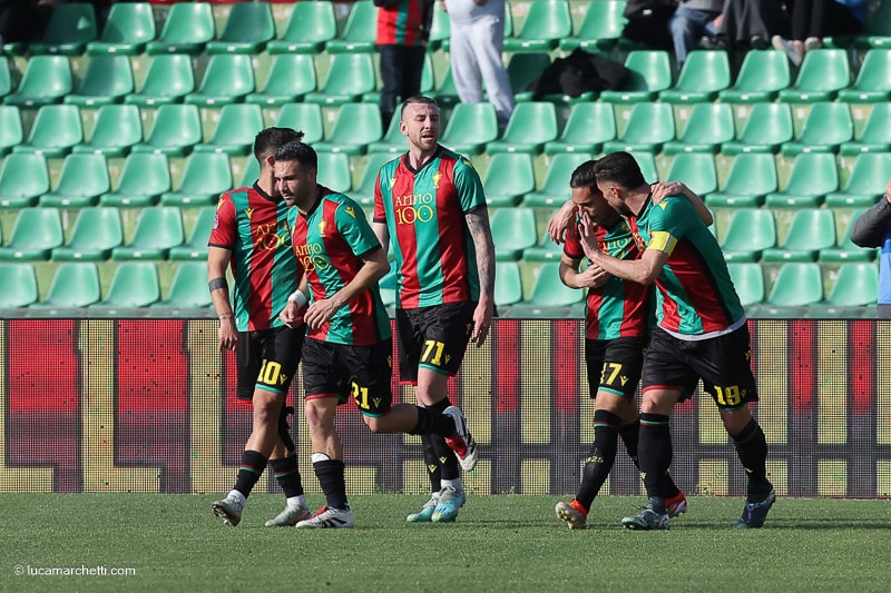 Ternana-Torres gol Aloi