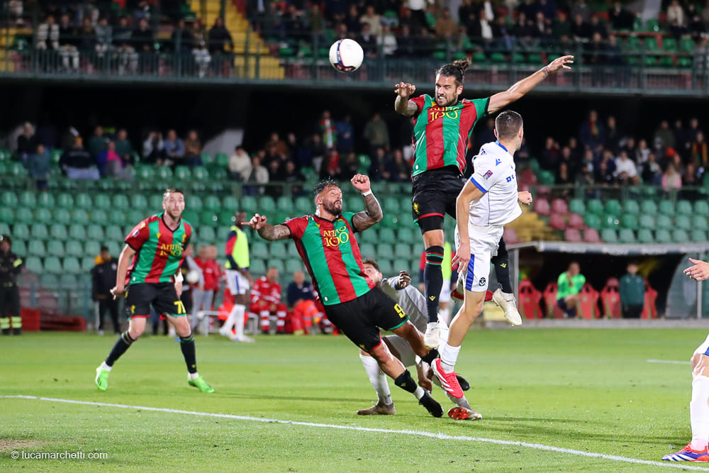 Ternana-Giana Erminio gol Casasola