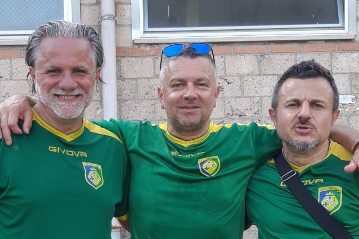 Posanzini e lo staff tecnico - foto Ferentillese Posanzini e lo staff tecnico - foto Ferentillese