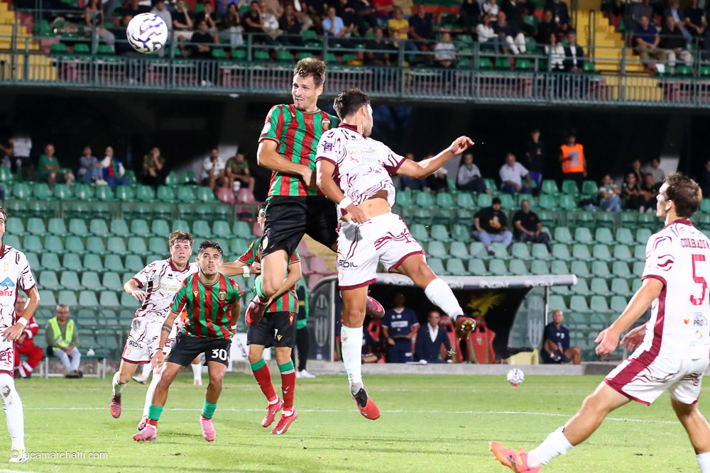 Ternana-Pontedera gol Dubickas