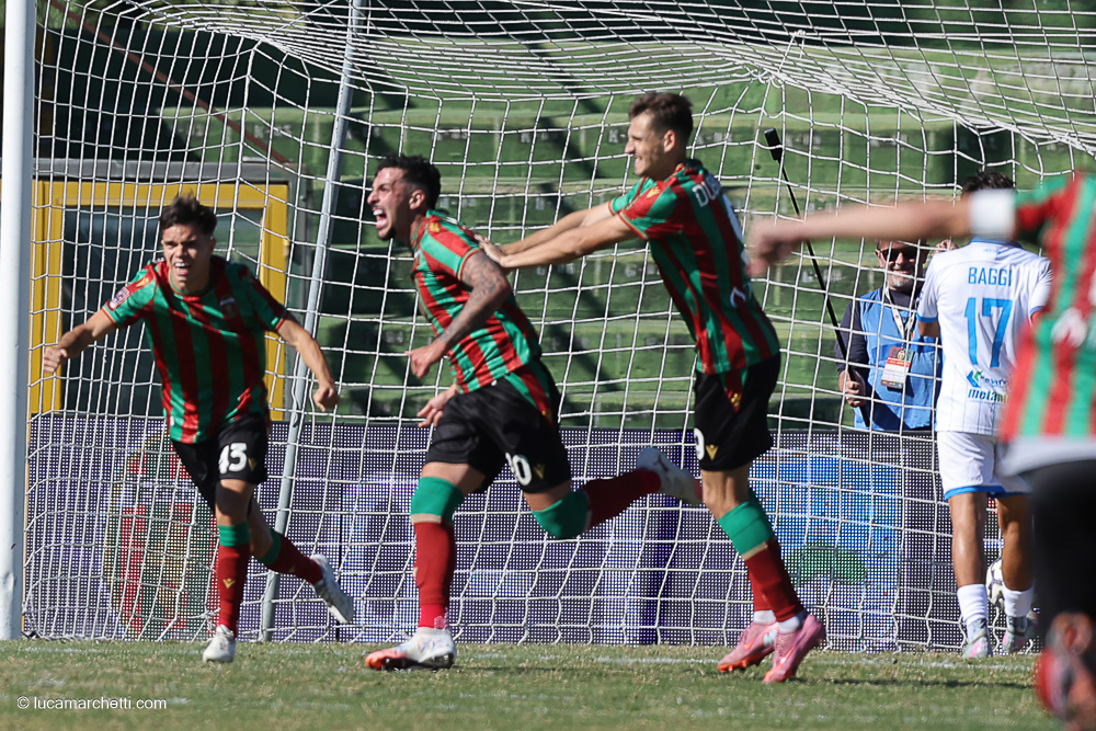 Ternana-Pineto gol Leonardi