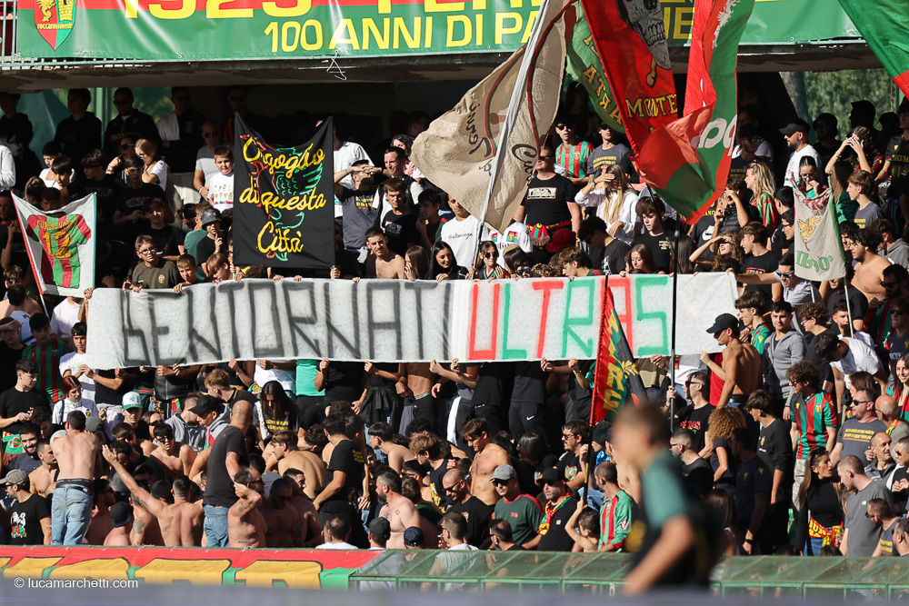 Ternana-Pineto Curva Nord